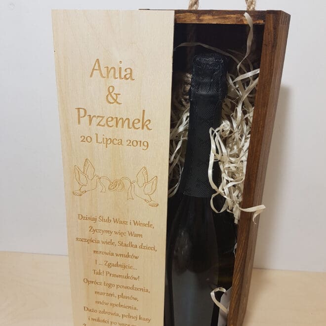 SKRZYNKA NA WINO PREZENT ŚLUB WESELE Z GRAWEREM - WZÓR 1
