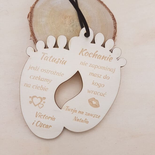 Personalizowana zawieszka do auta stópki dla taty i ukochanego