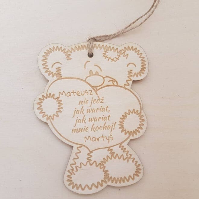 Personalizowana zawieszka do auta miś