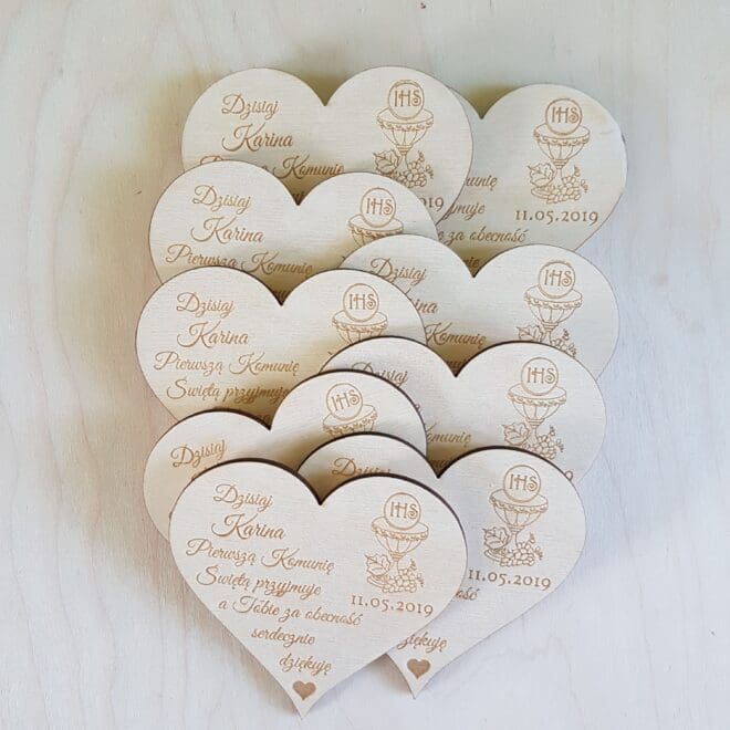 Drewniane podziękowania dla gości – magnes serce na Komunię Świętą