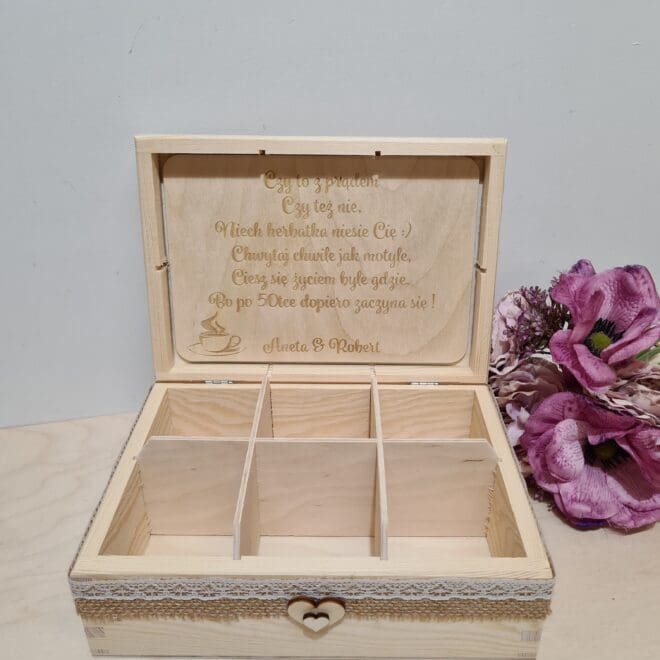 HERBACIARKA Z GRAWEREM, DREWNIANA PERSONALIZOWANA SKRZYNKA NA HERBATĘ