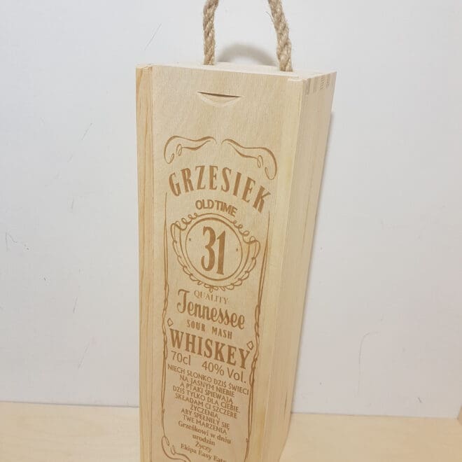 PERSONALIZOWANA SKRZYNKA NA ALKOHOL "WHISKY" Wzór 2