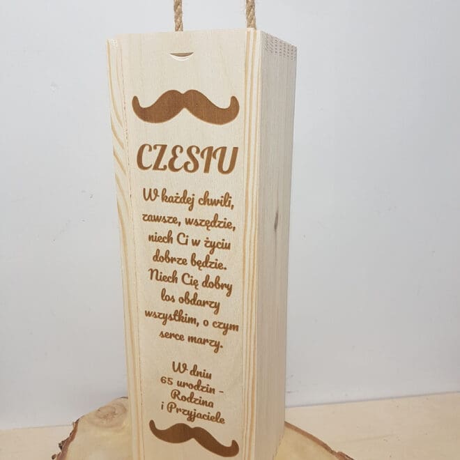 PERSONALIZOWANA SKRZYNKA NA ALKOHOL "NIECH CI W ŻYCIU DOBRZE BĘDZIE"