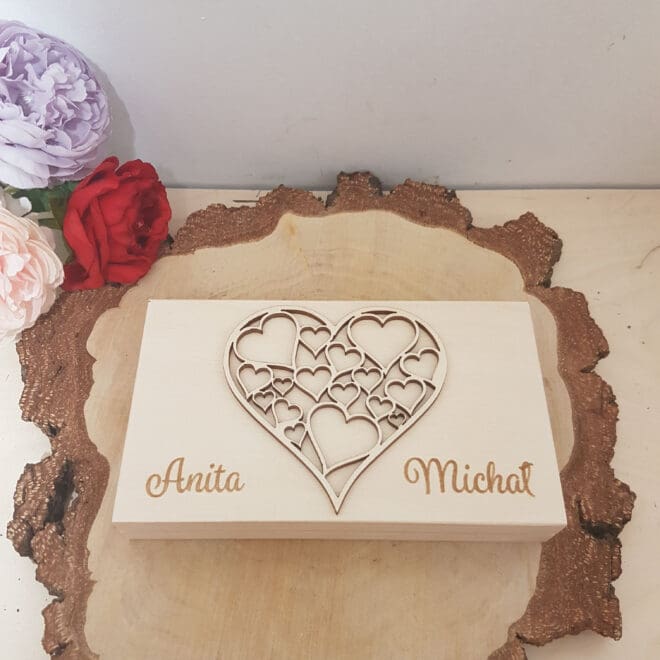 Drewniane pudełko na pieniądze, drewniana koperta na ślub - Serce