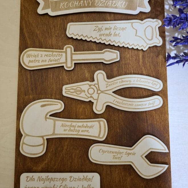 GRAWEROWANA TABLICZKA Z NARZĘDZIAMI DLA DZIADKA