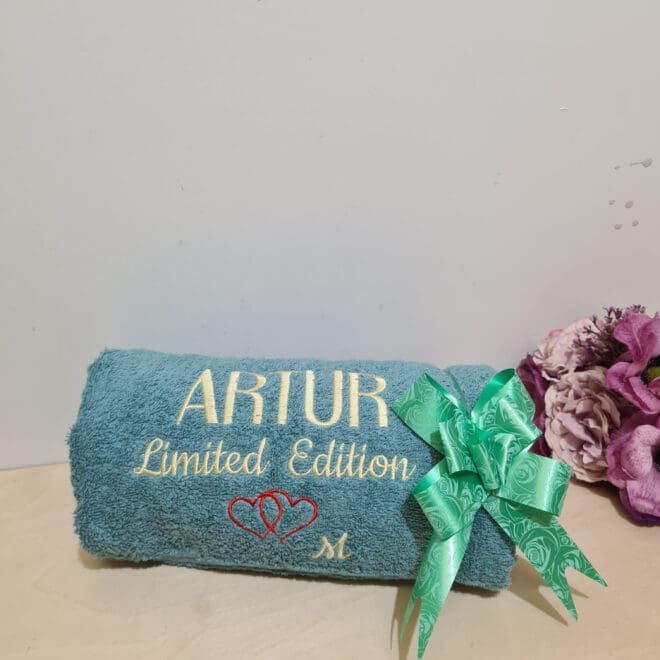 Ręcznik z haftem "Limited edition"