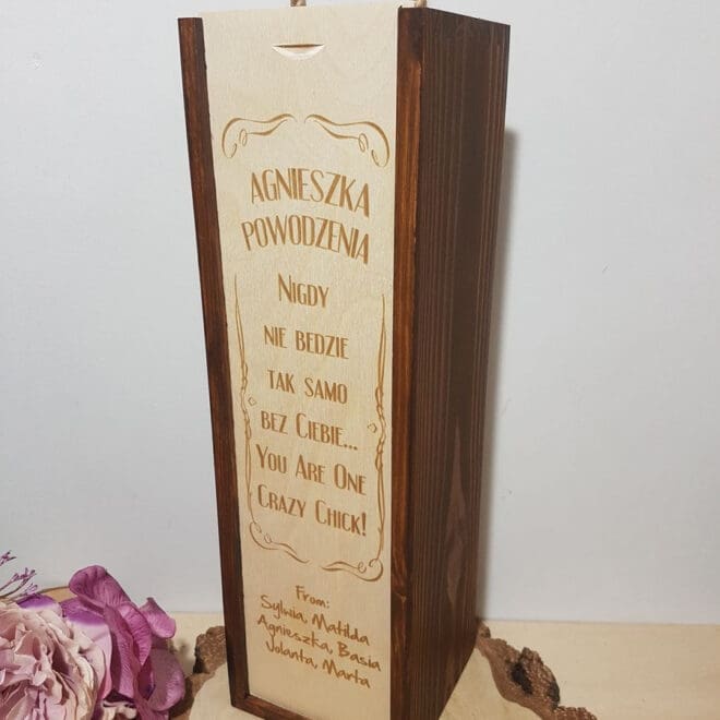 PERSONALIZOWANA SKRZYNKA NA ALKOHOL NA ODEJŚCIE Z PRACY "NIGDY NIE BĘDZIE TAK SAMO BEZ CIEBIE"