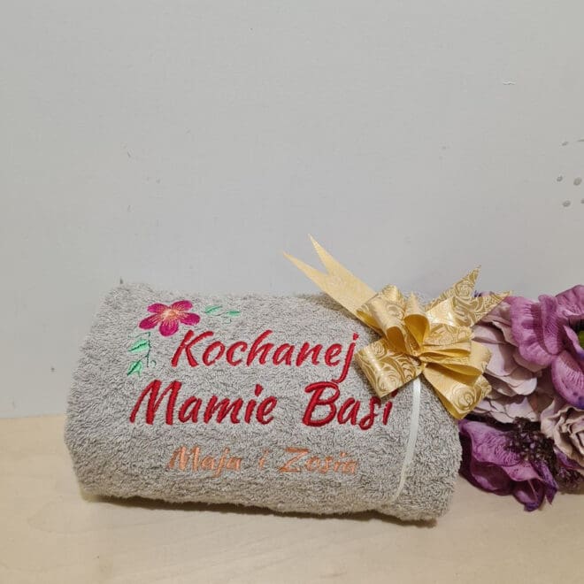 RĘCZNIK KĄPIELOWY Z HAFTEM DLA MAMA "Kochanej Mamie"