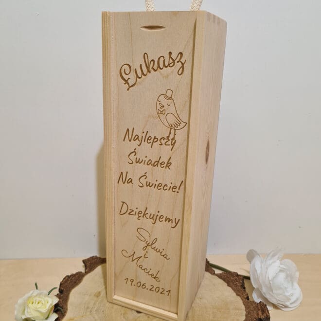 Personalizowana skrzynka na alkohol - prezent dla świadka lub świadkowej