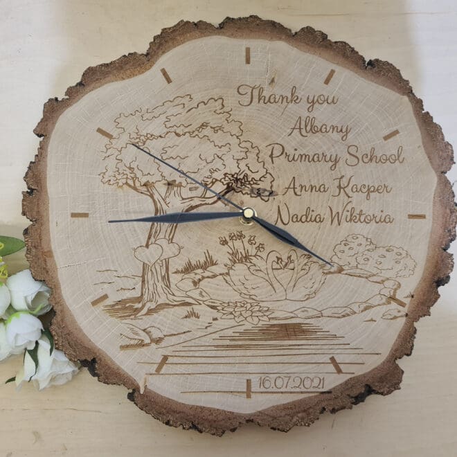 ZEGAR ŚCIENNY NA PLASTRZE BRZOZY PREZENT DLA SZKOŁY/NAUCZYCIELA NA ZAKOŃCZENIE ROKU SZKOLNEGO