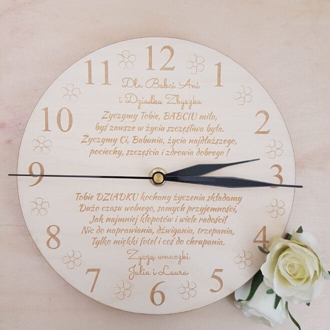 DREWNIANY ZEGAR ŚCIENNY Z GRAWEREM DLA BABCI I DZIADKA Piękny prezent z okazji dnia babci i dziadka