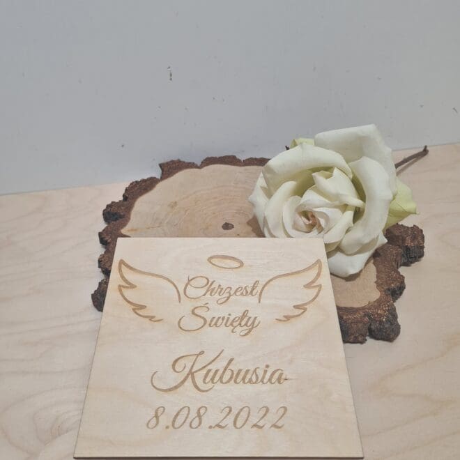 Drewniane pudełko na pieniądze, Drewniana koperta, Pamiątka Chrztu Świętego "Skrzydła"