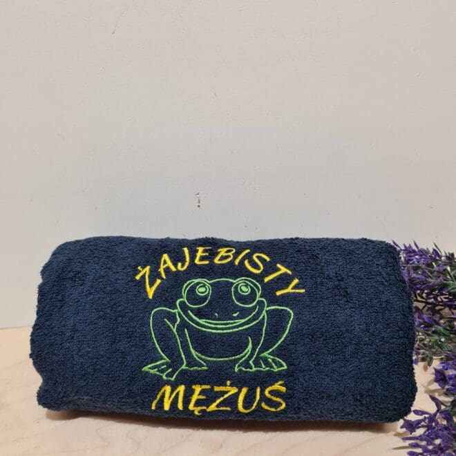 Ręcznik z haftem "Żajebisty Mężuś"