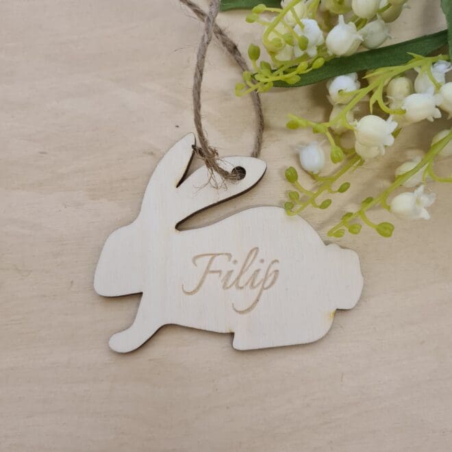 Drewniana Zawieszka z imieniem na koszyczek "Zajączek"