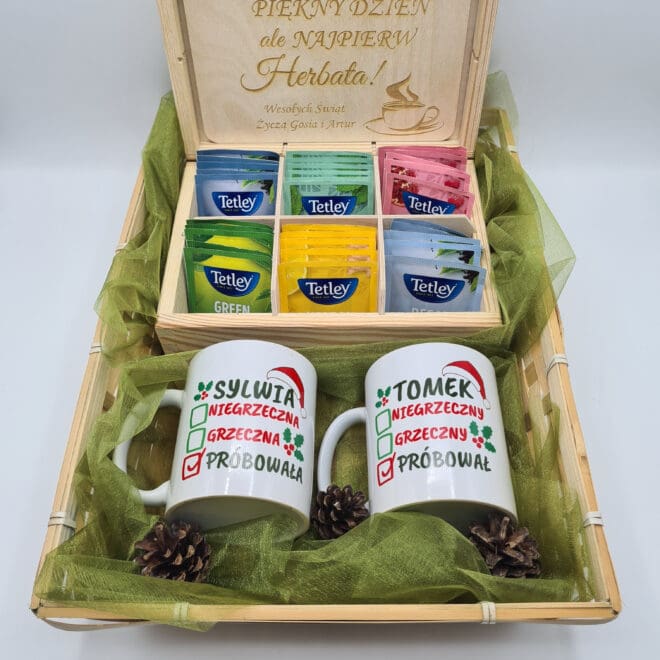 Zestaw prezentów na święta dla dwojga - herbaciarka zgrawerem i 2 kubki - Niegrzeczny Grzeczny Próbował