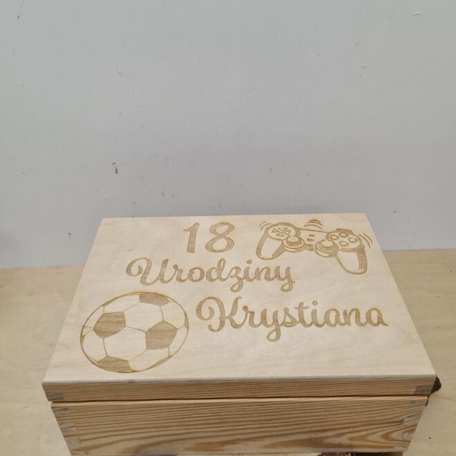 szkatulka 18 lat dla chlopaka