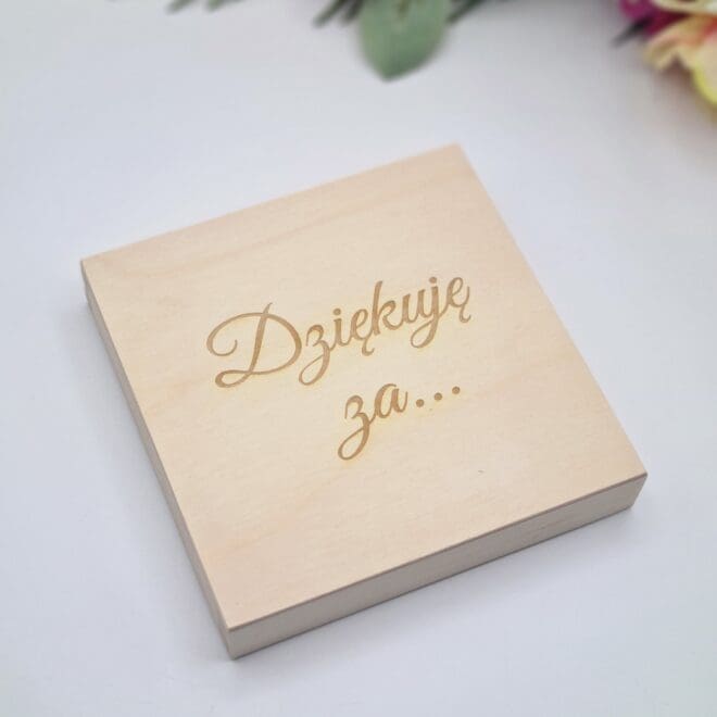 Pudełko z podziękowaniem dla babci, dziadka, dziadków na komunie