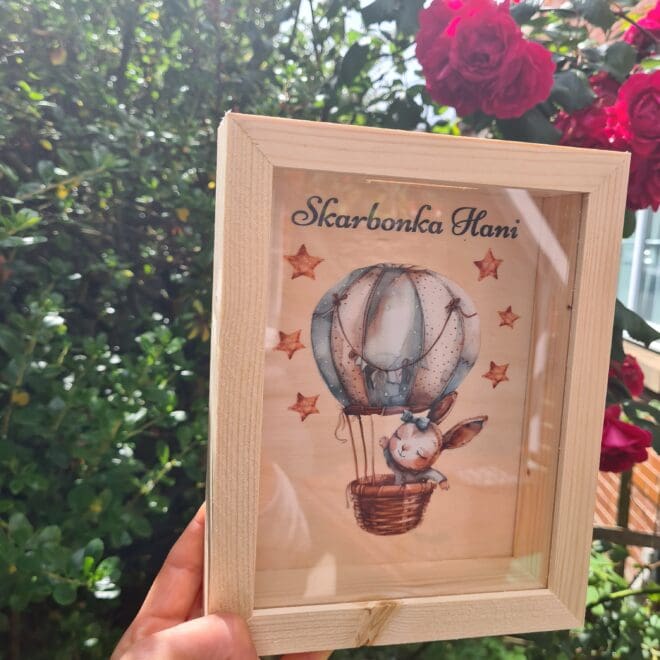 skarbonka z szybka dla dziecka