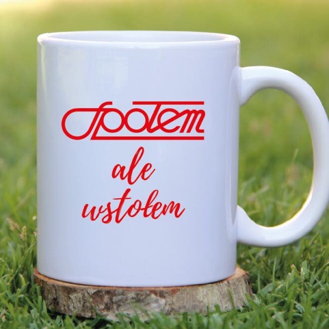 kubek spolem ale wstolem