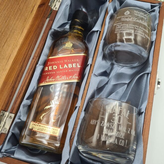 podwojna skrzynka na alkohol w zestawie ze szklankami prezent na urodziny