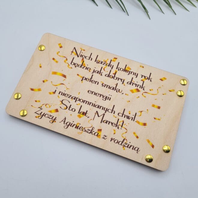 Personalizowana Kartka Drewniana z miejscem na Pieniądze - Idealny Prezent Urodzinowy