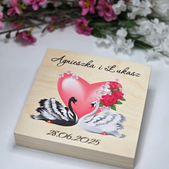 Pudełko na pieniądze personalizowany prezent ślubny – wyjątkowy prezent dla Nowożeńców